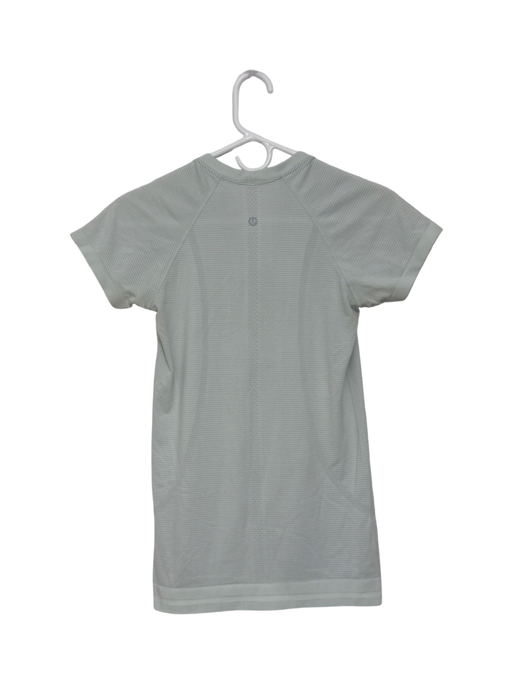 lululemon athletica Swiftly Tech 2.0  Short Sleeve Women’s 4 - Picture 5 of 11